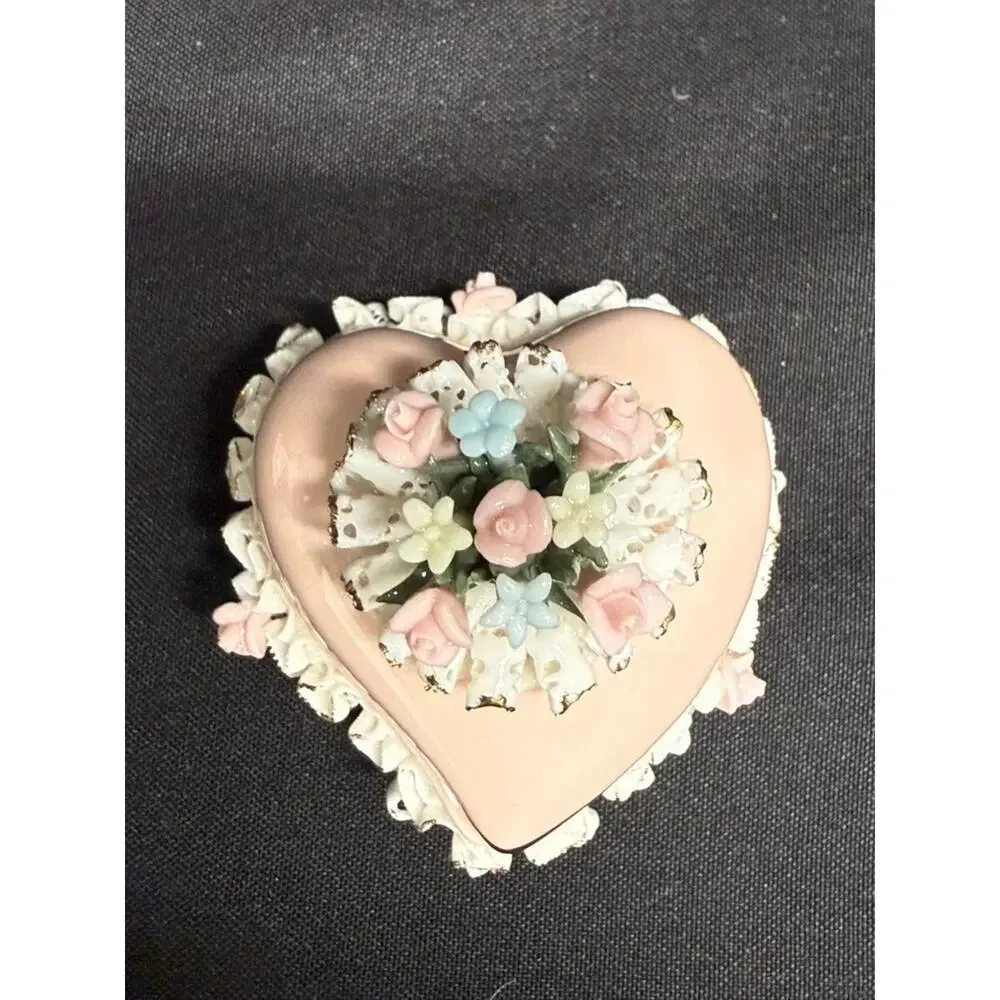 Set of 2 capodimonte porcelain trinket/jewelry boxes pink flowers heart Italy